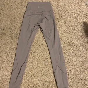 lululemon leggings barley worn perfect condition